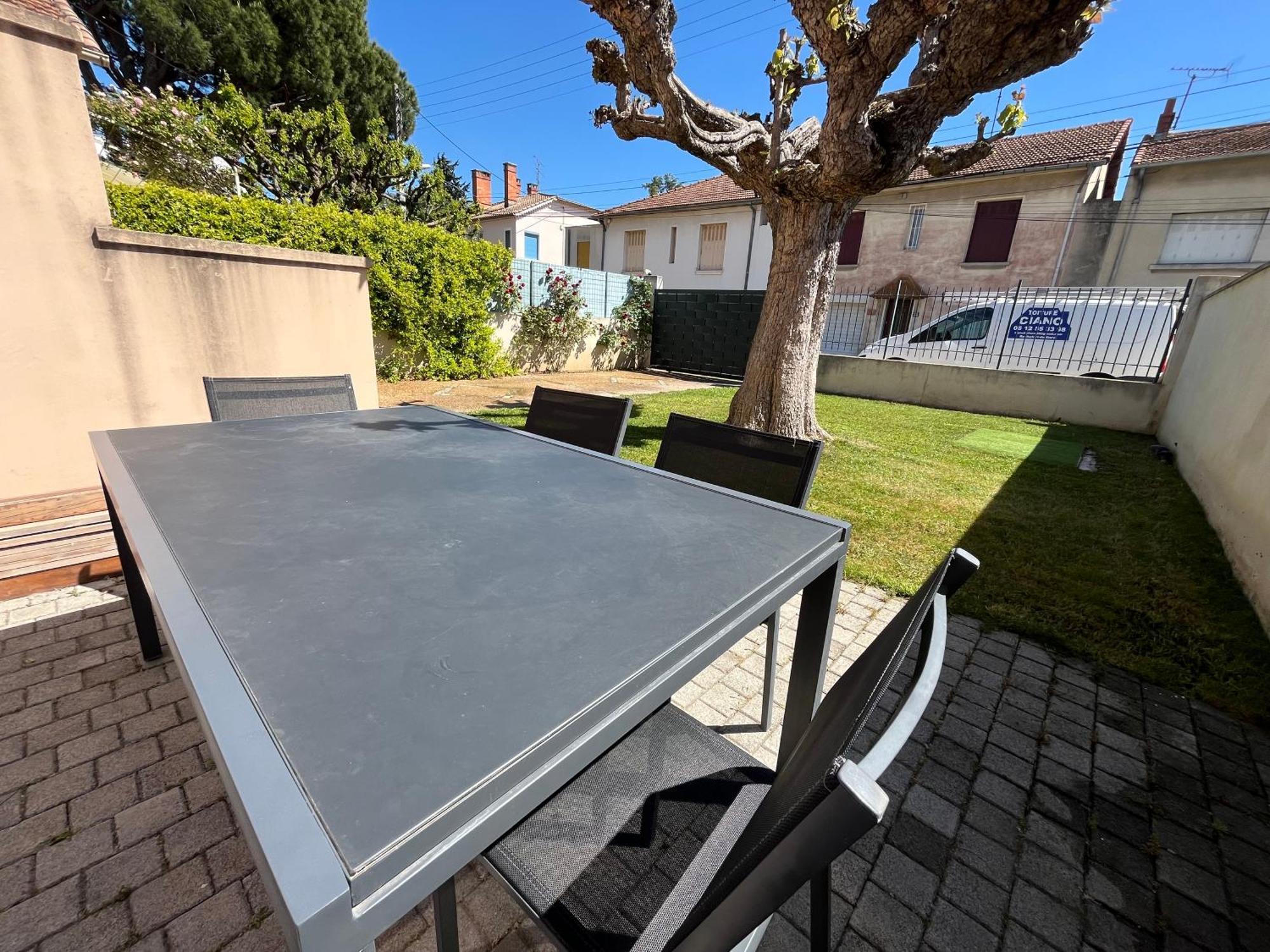 Maison Familiale 3 Chambres, Parking Gratuit Avignon Eksteriør bilde